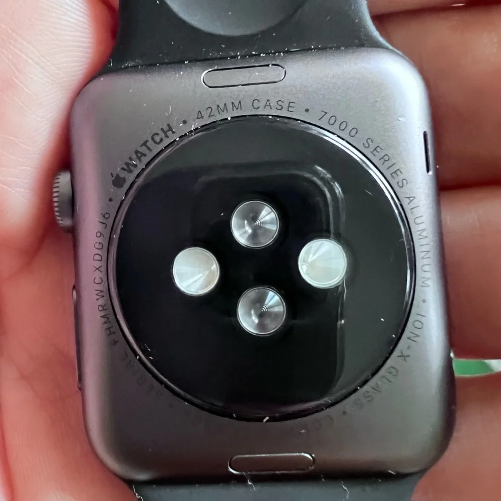 $430 Lost and Found APPLE Smartwatch 7000 SERIES with Black Band ❤️ LOST & Found